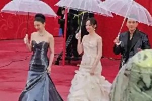 黄奕蒋梦婕2025同框惊艳亮相，梦幻组合吸睛