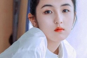 张子枫：从国民妹妹到北影节评委的蜕变之路